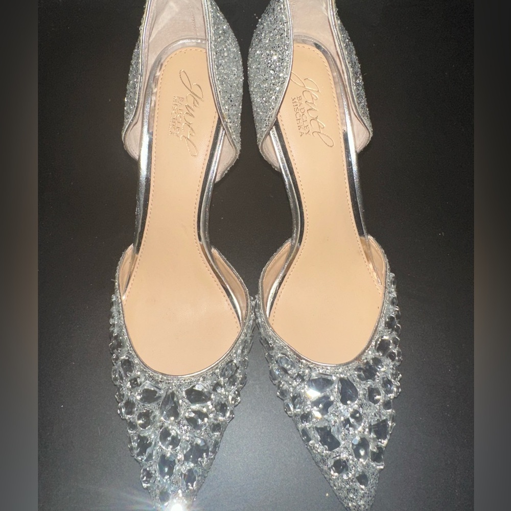 Cinderella jeweled heels perfect for a wedding